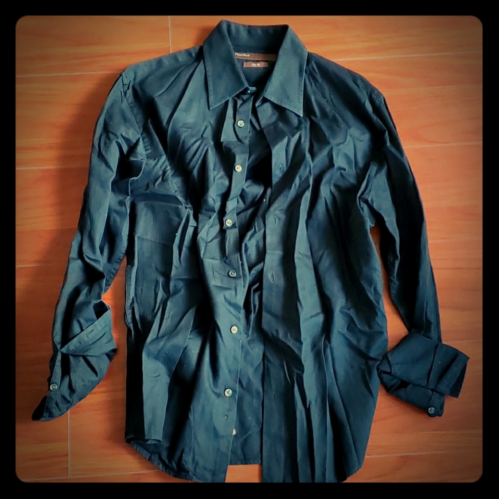 Perry Ellis City Fit Black Long Sleeve Button Up